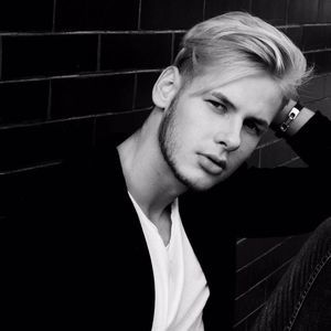 Meet your Posher, Aleksandr